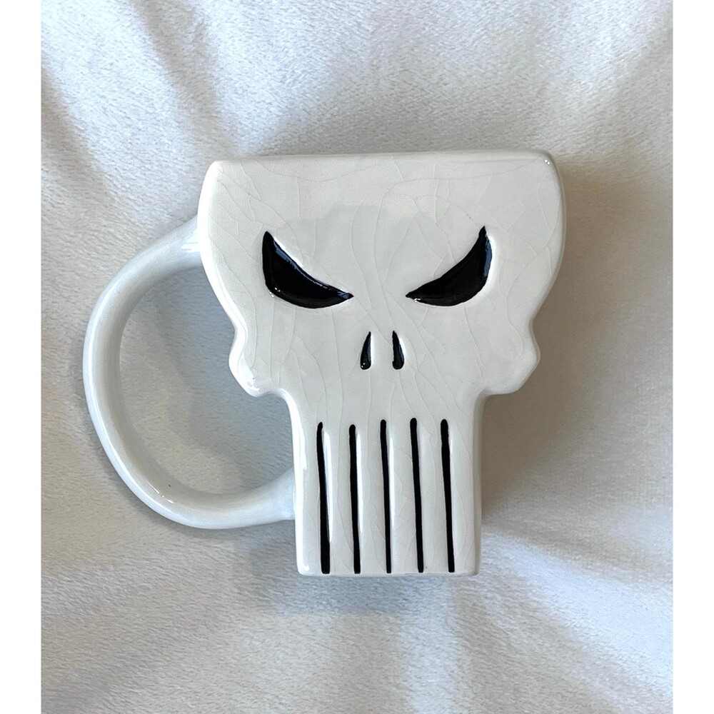 Marvel The Punisher Crackle Skull 3D Molded Ceramic 20oz Mug Coffee Cup Planter